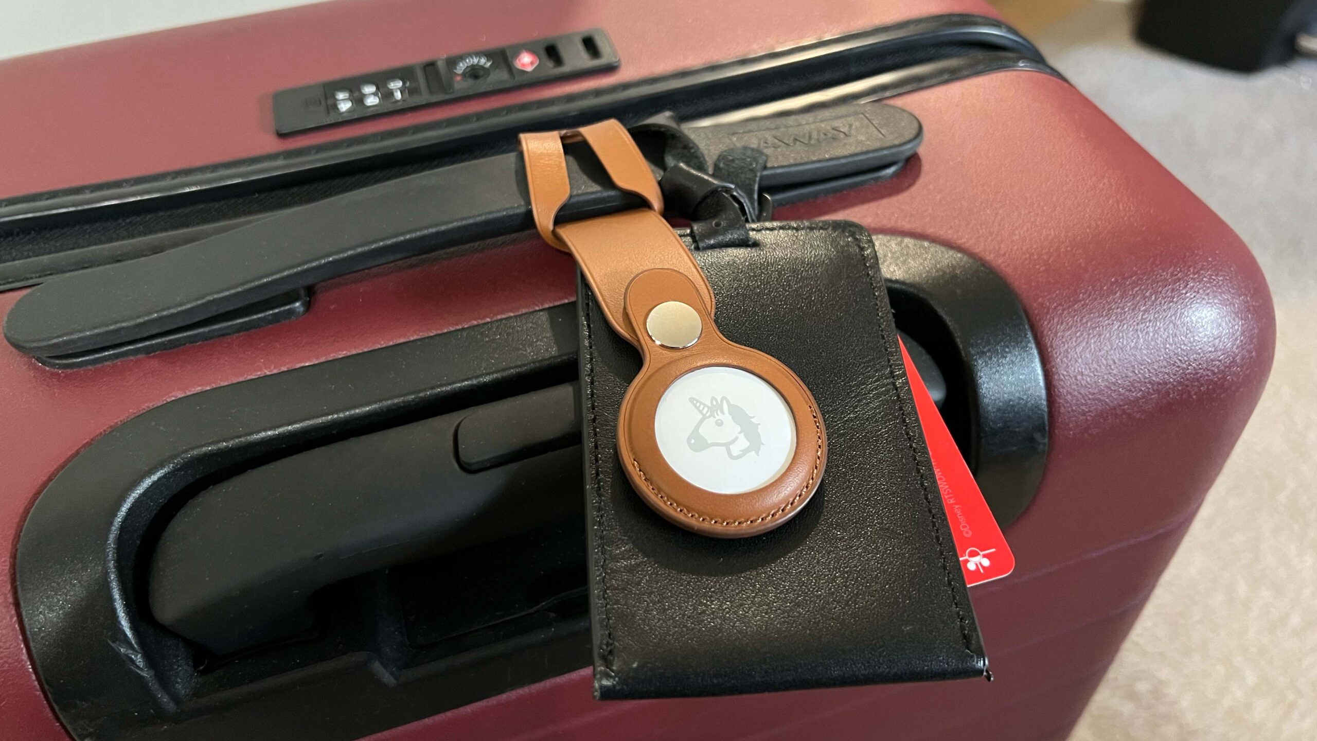 How to Track Luggage With Airtag