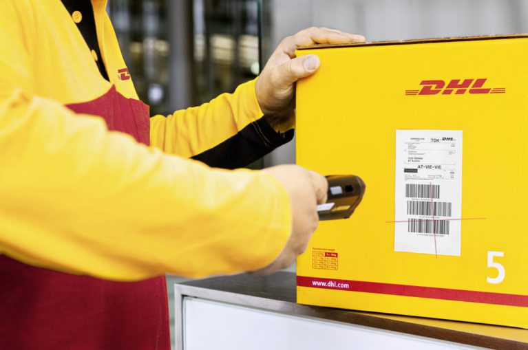 How to Track on Dhl